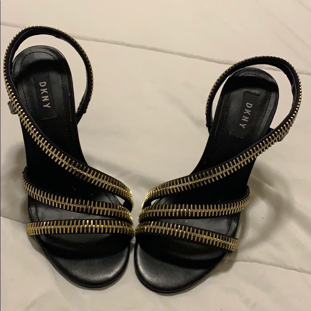 Black & Gold DKNY sexy heels